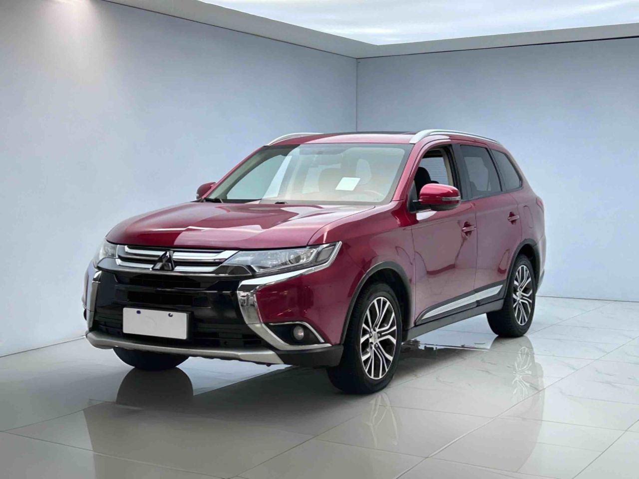Outlander 2018 2.0L RWD Honor 5-Seater