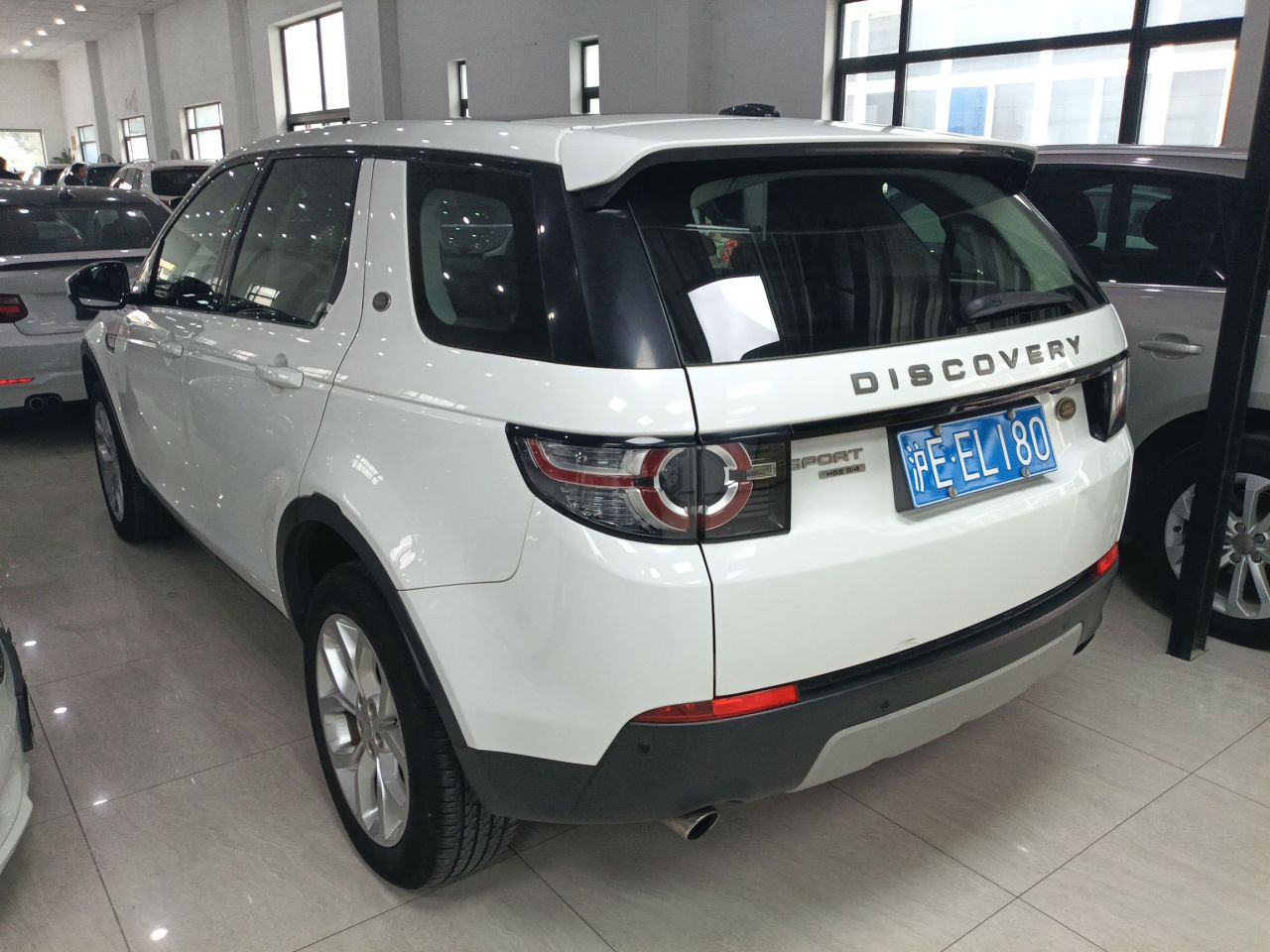 Discovery Sport 2016 2.0T HSE photo 4