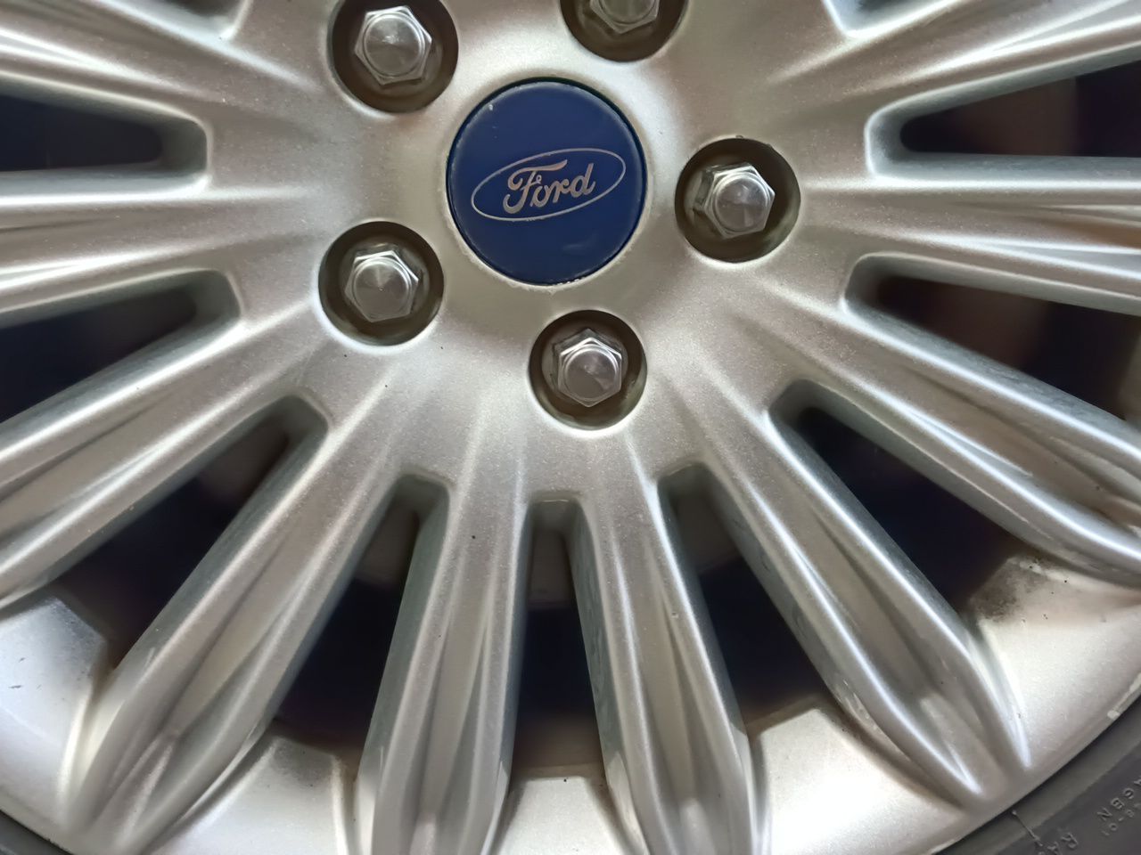 Mondeo 2013 2.0L GTDi200 Luxury photo 2