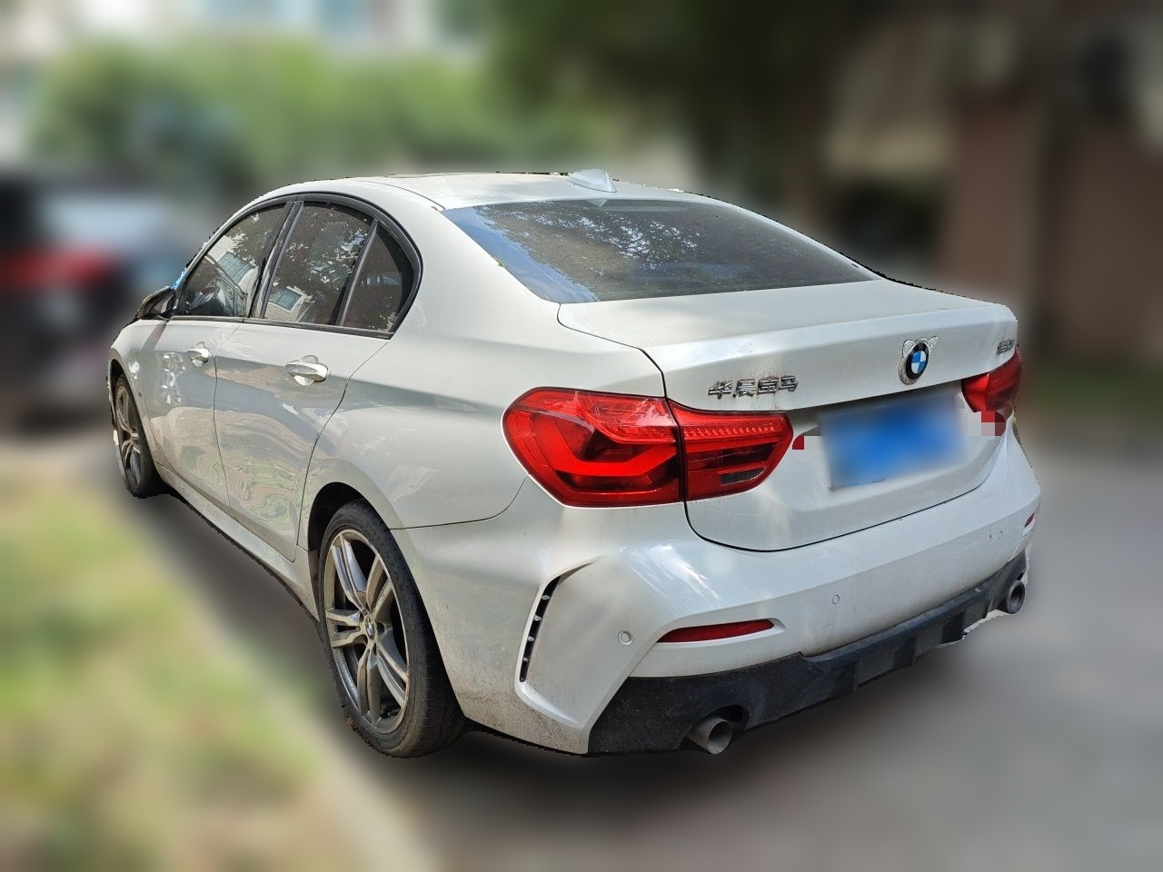 1 Series 2019 120i Leading M Sport Package photo 4