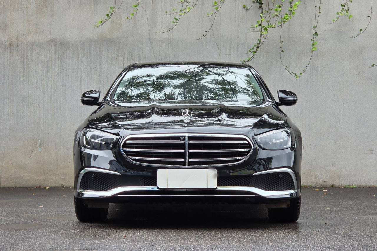 E-Class 2022 Facelift E 300 L Sport Fashion photo 3