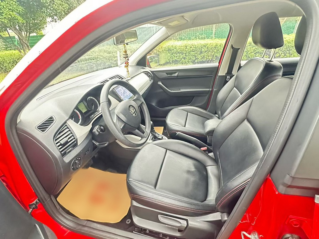 Fabia 2017 1.4L AT photo 2
