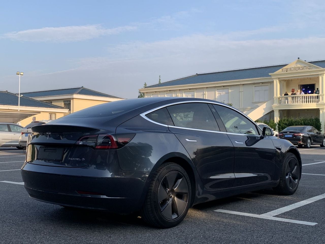 Model 3 2020 Standard Range RWD Upgraded photo 4