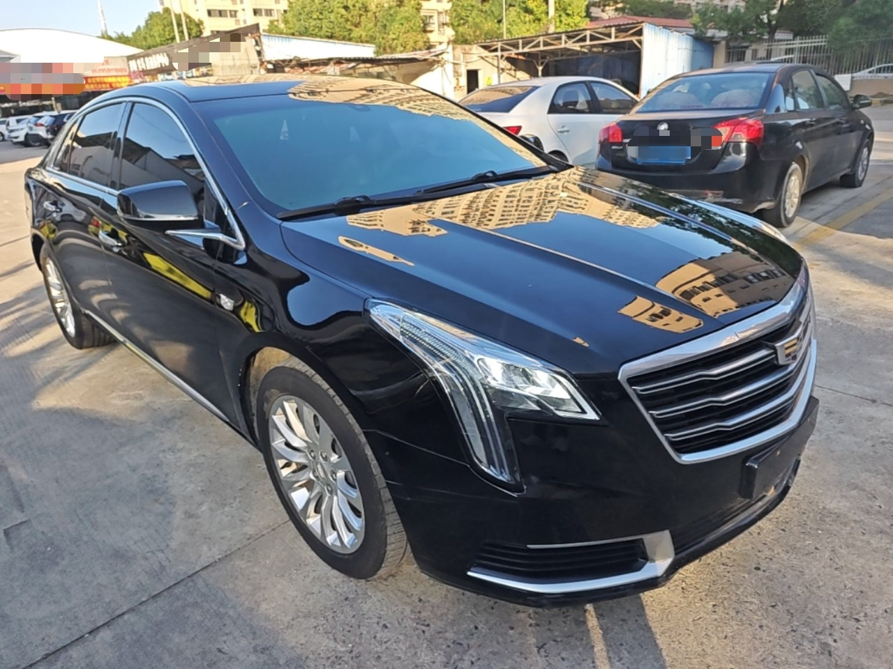 XTS 2018 28T Tech photo 3