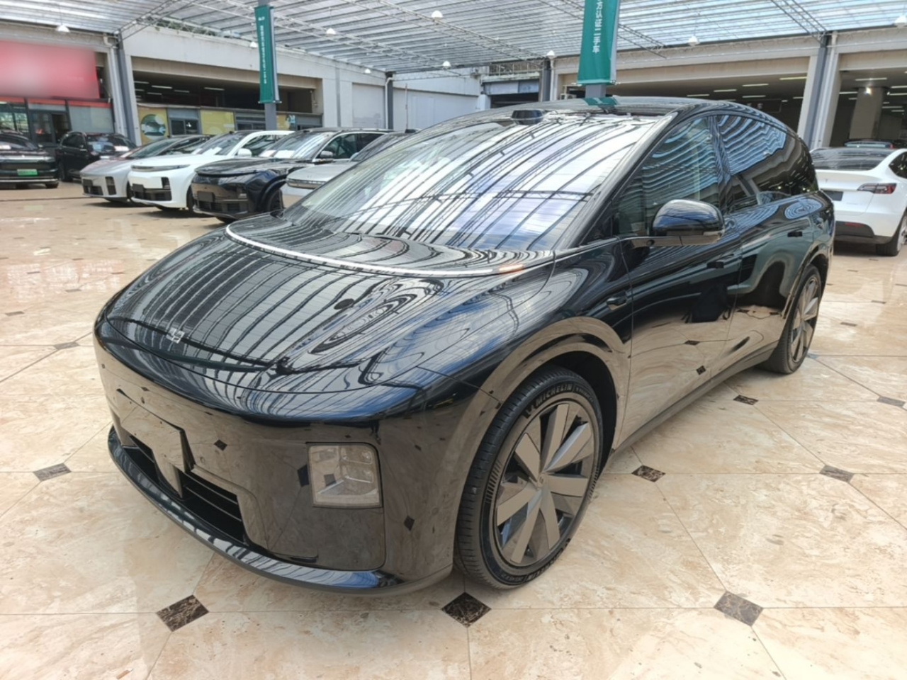 Li Auto i8 2025 Standard