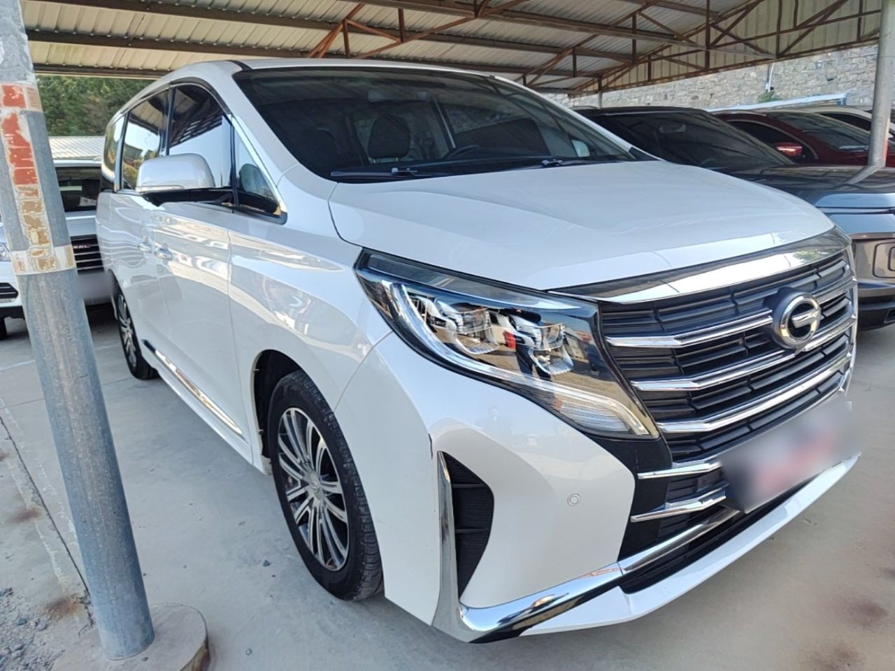GAC Trumpchi M8 2023 Leading Series 390T Premium photo 3