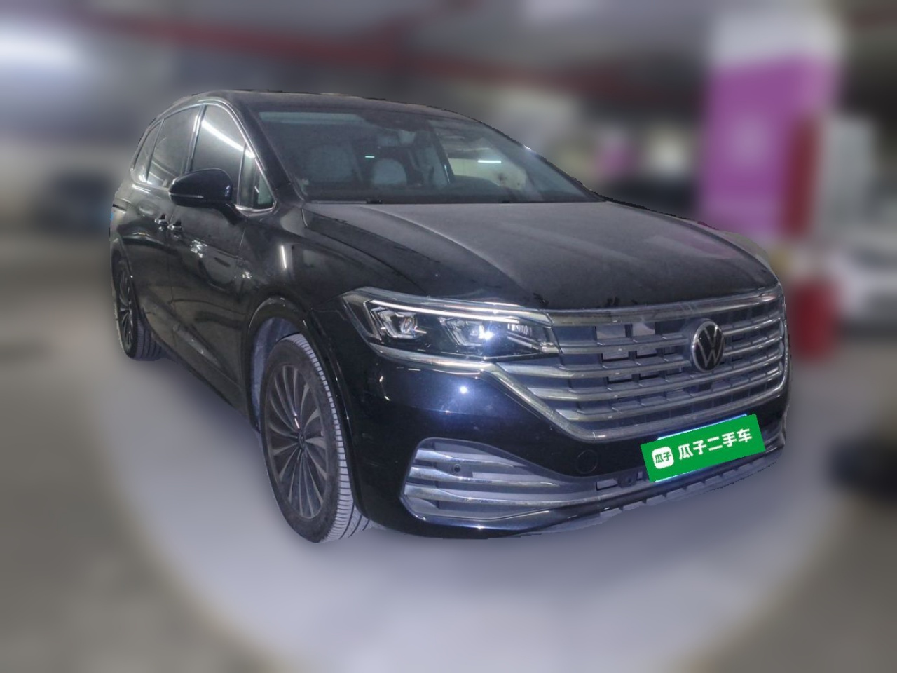 Viloran 2022 380TSI Premium photo 3