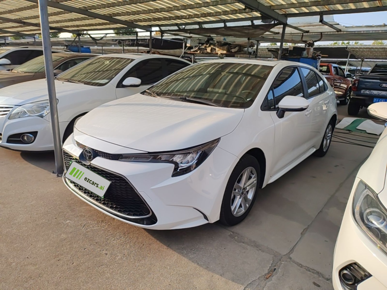 Levin 2022 185T CVT Luxury