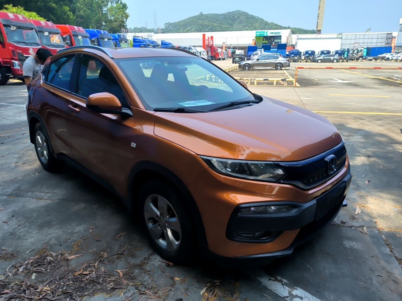XR-V 2015 1.5L LXi CVT Classic photo 3