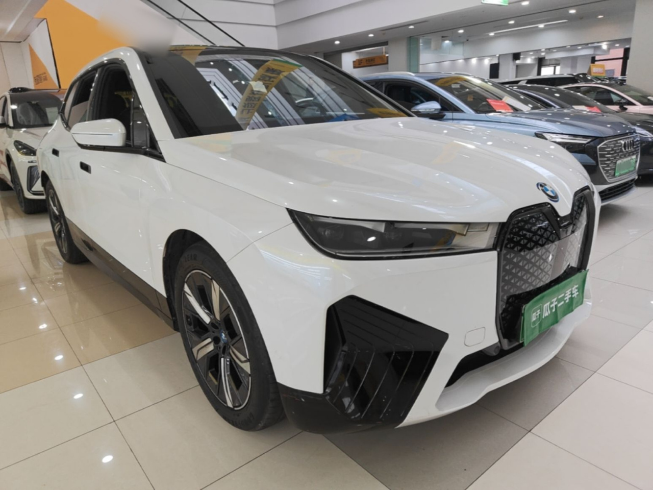 iX 2023 Facelift xDrive40 photo 3