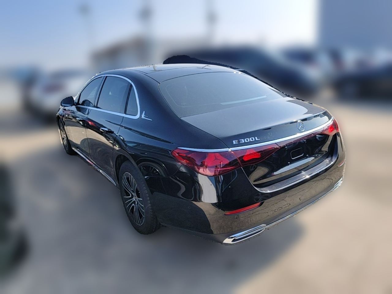 E-Class 2025 E 260 L photo 4