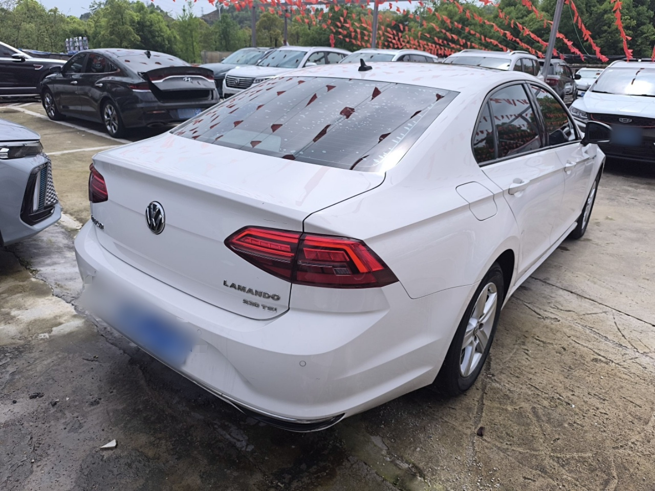 Lamando 2021 230TSI DSG photo 4