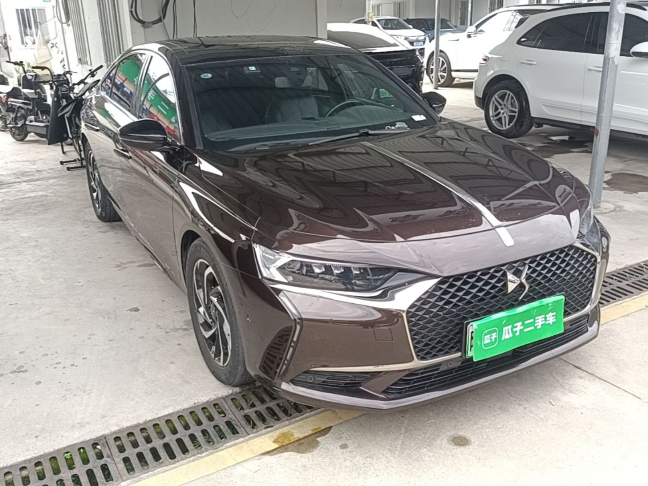 9 EV 2021 1.6T E-TENSE Progressive PHEV photo 3
