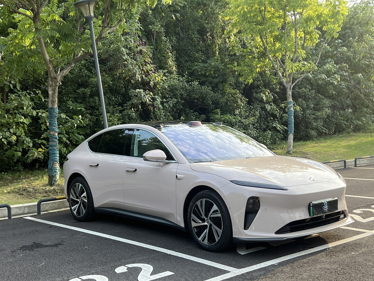ET5 2022 75kWh photo 3