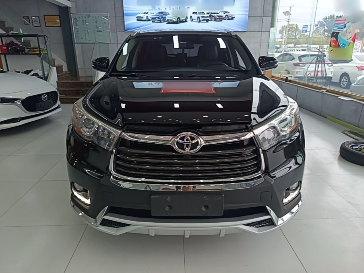 Highlander 2015 2.0T AWD Luxury 7-Seater photo 2