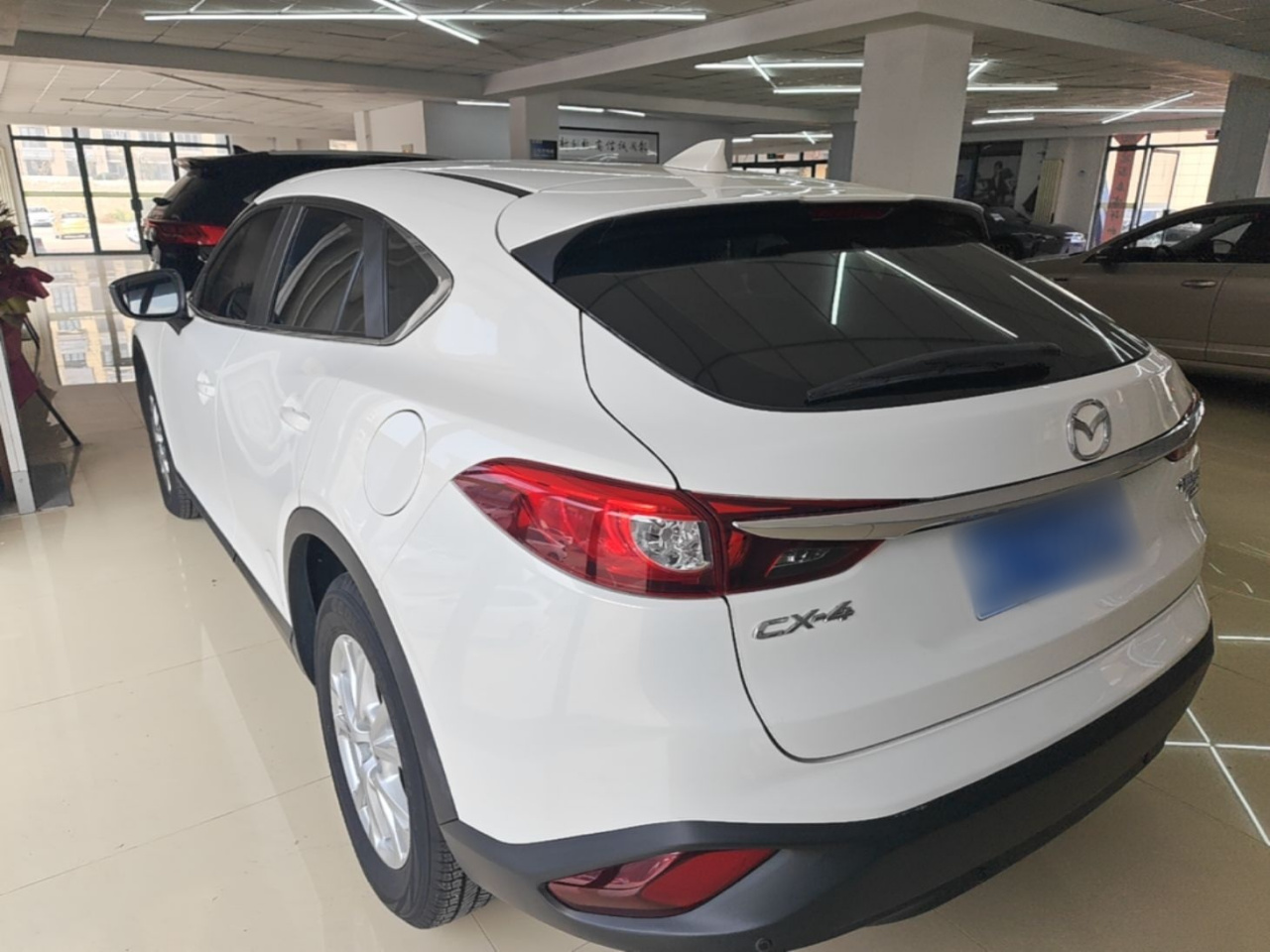 CX-4 2016 2.0L AT RWD photo 4