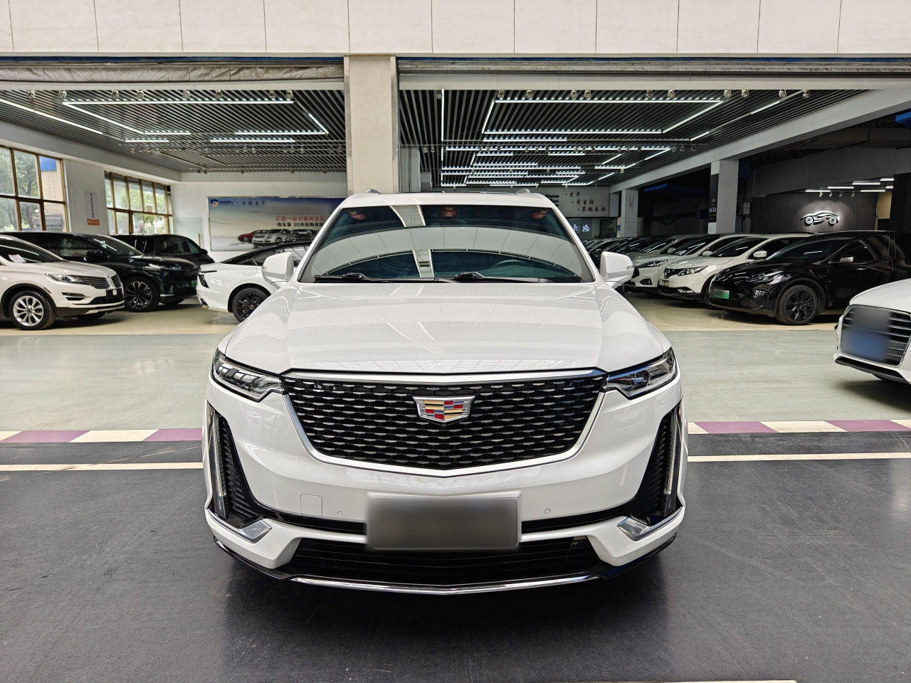 XT6 2021 2.0T 7-Seater AWD Luxury photo 2