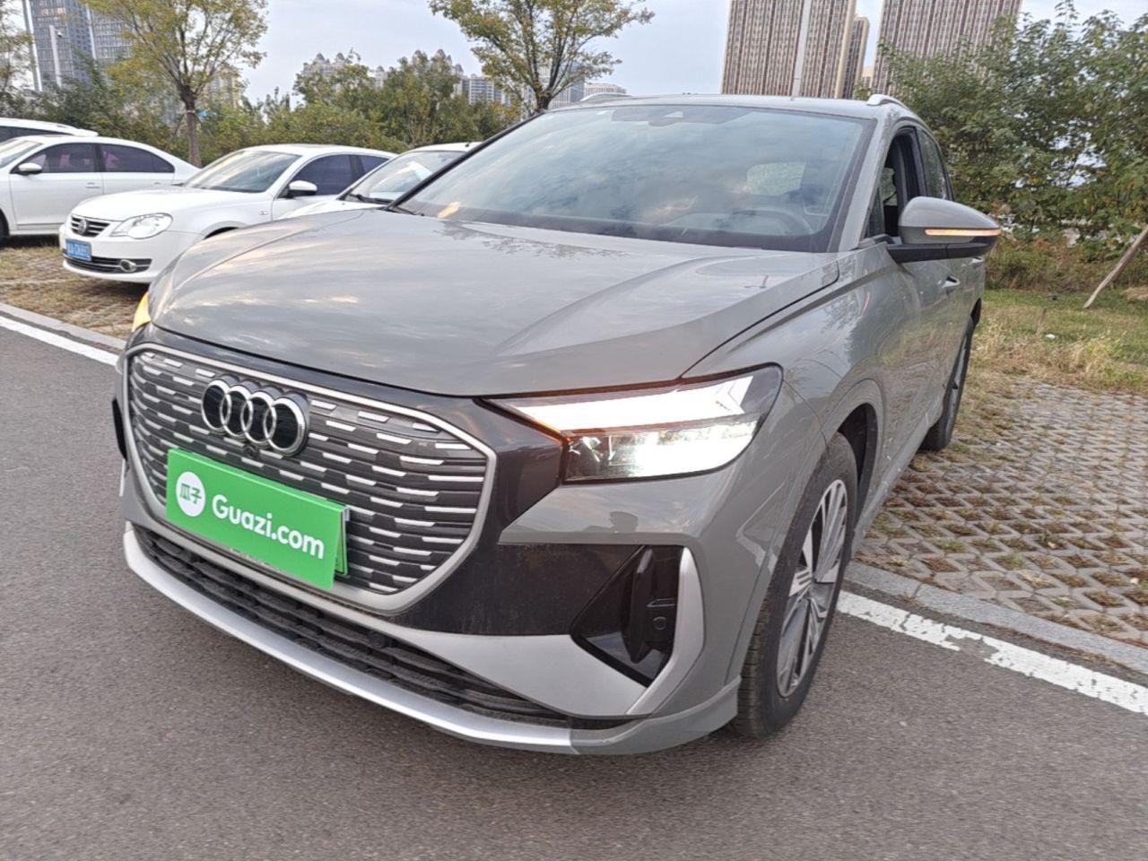 Q4 e-tron 2024 40 e-tron