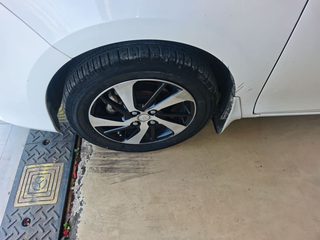 YARiS L 2017 1.5E CVT photo 3
