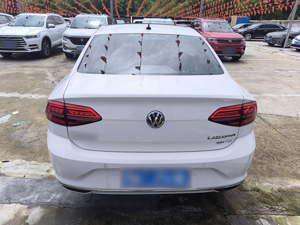 Lamando 2021 230TSI DSG photo 3