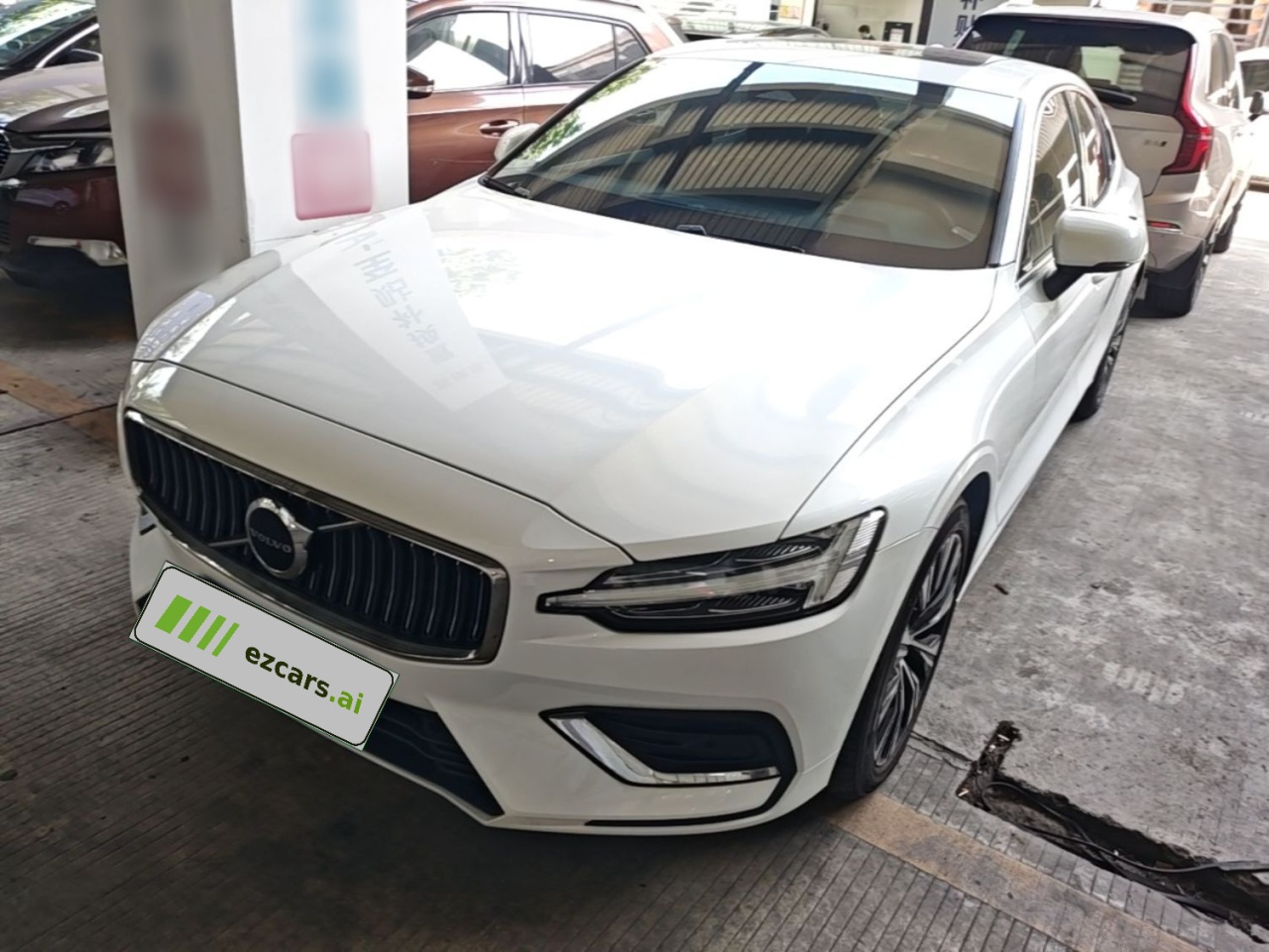 S60 2024 B4 Luxury