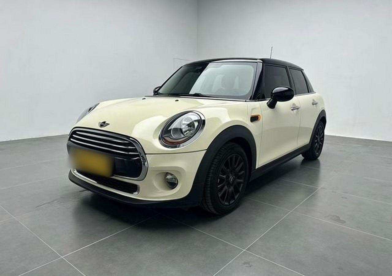 2016 1.5T COOPER 5-Door