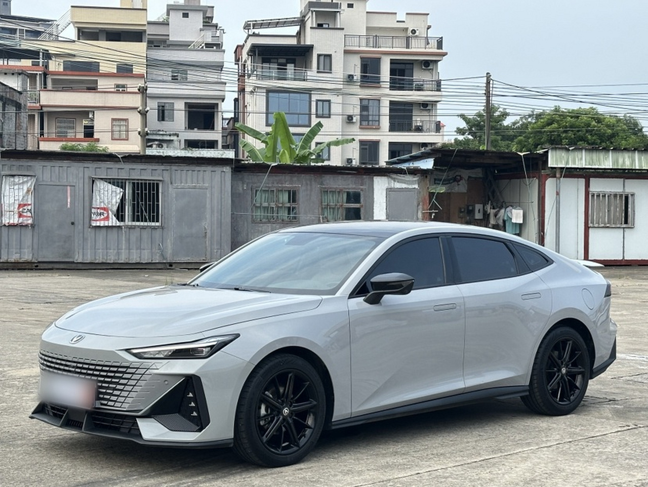 UNI-V 2022 1.5T Premium