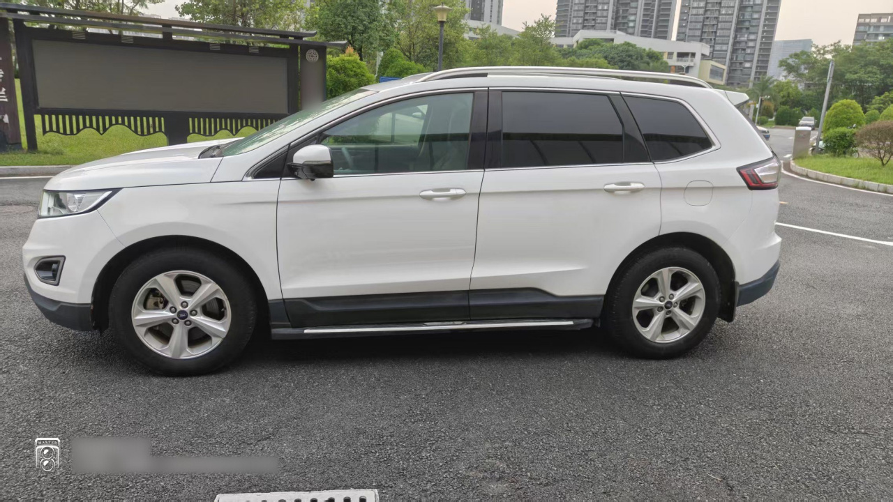 Edge 2016 EcoBoost 245 RWD 5-Seater photo 4