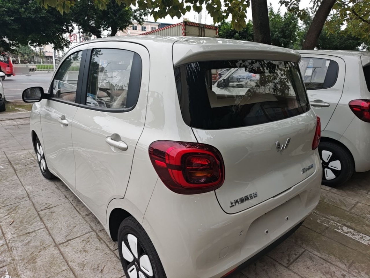 Hongguang MINIEV 2025 4th Gen 4-Door Advanced photo 4