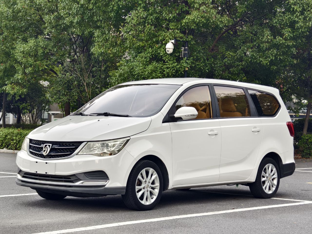 730 2016 Facelift 1.5L MT Standard 7-Seater China V