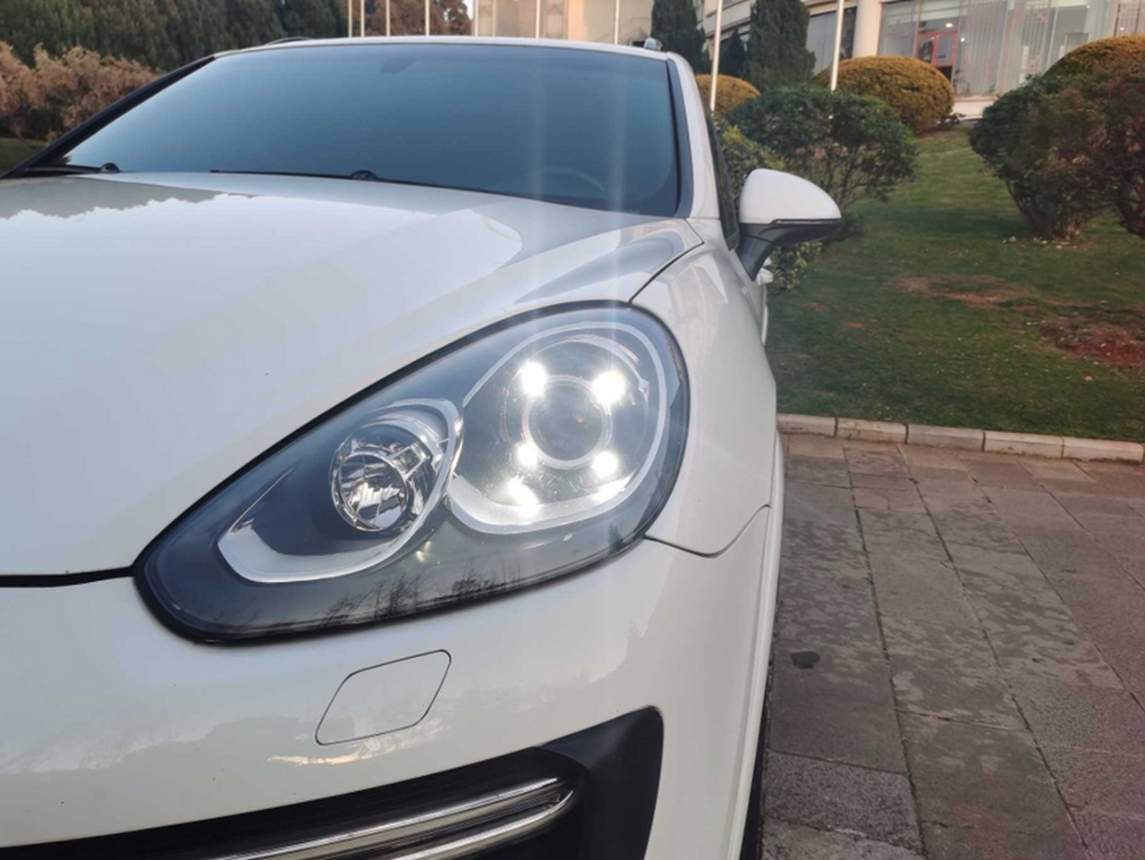 2015 Cayenne 3.0T photo 2