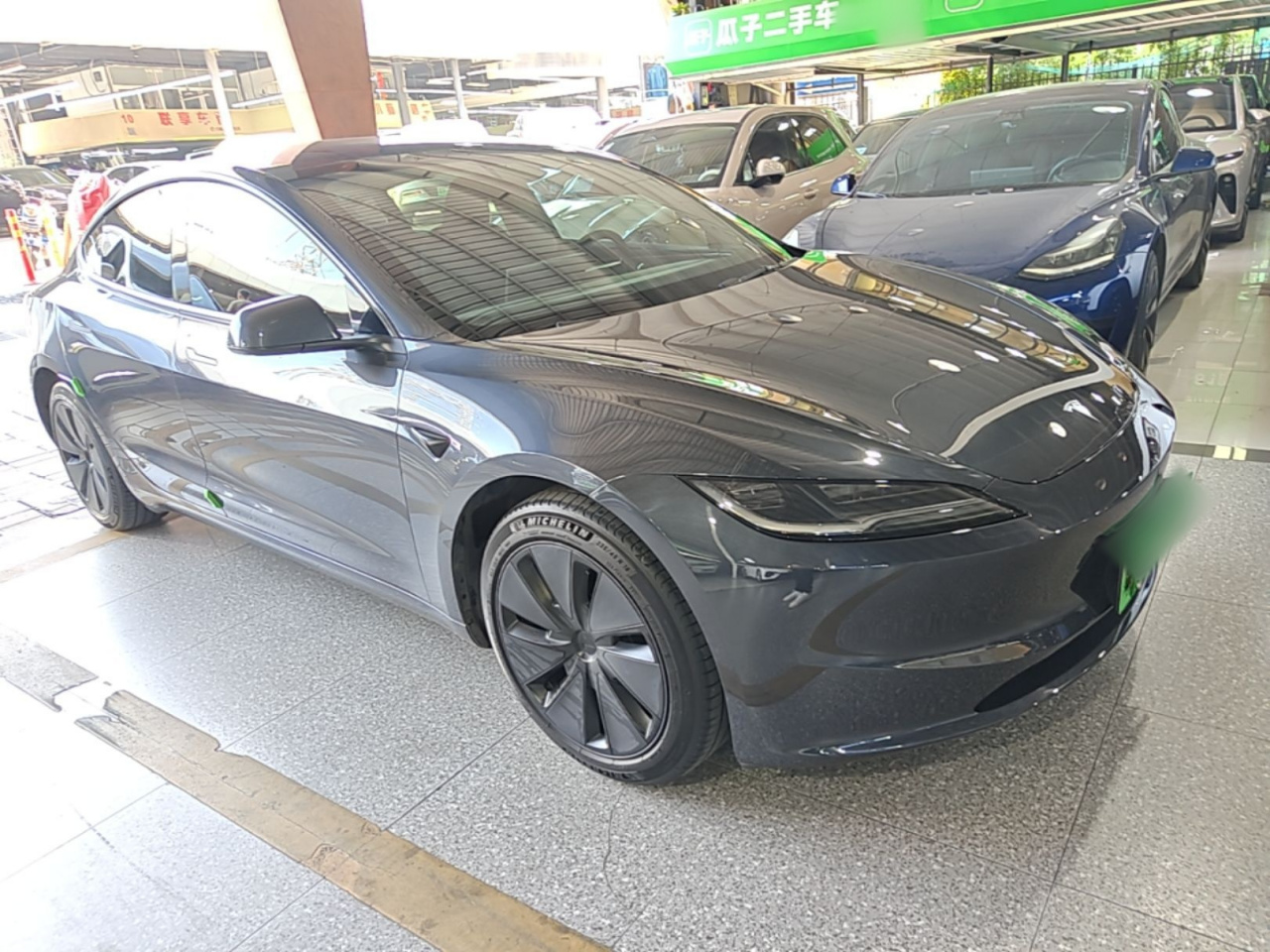 Model 3 2023 RWD photo 3