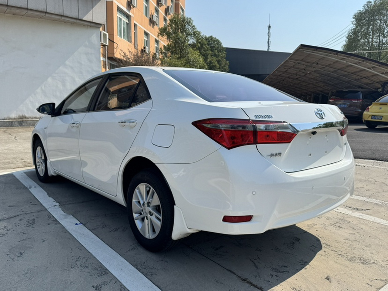 Corolla 2017 Facelift 1.6L S-CVT GL photo 4