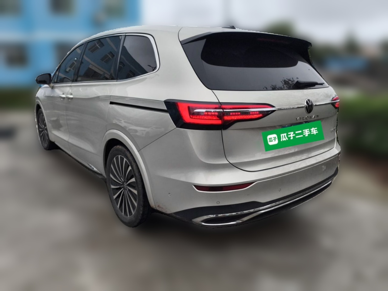 Viloran 2022 380TSI Premium photo 4