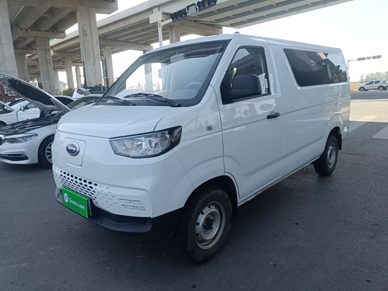 Dolphin E5 2024 268km 6-Seater
