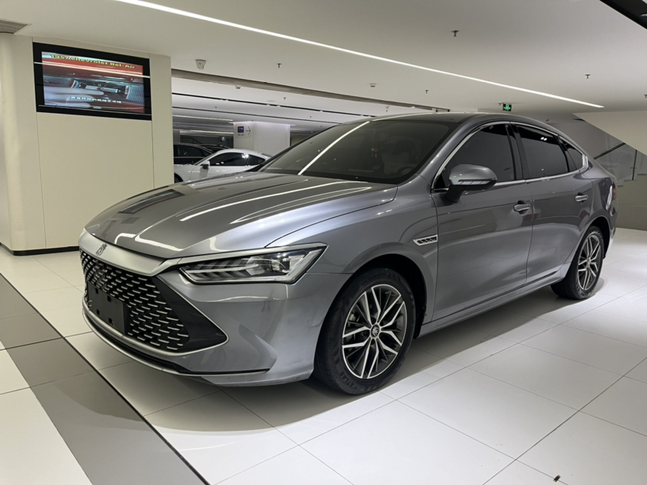 Qin PLUS 2021 DM-i 55KM Flagship