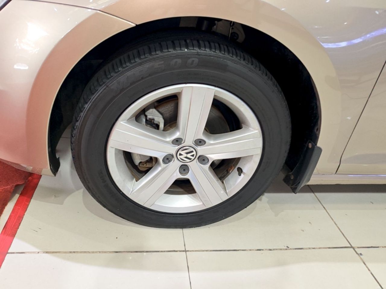 Golf 2016 1.6L AT Comfort photo 2