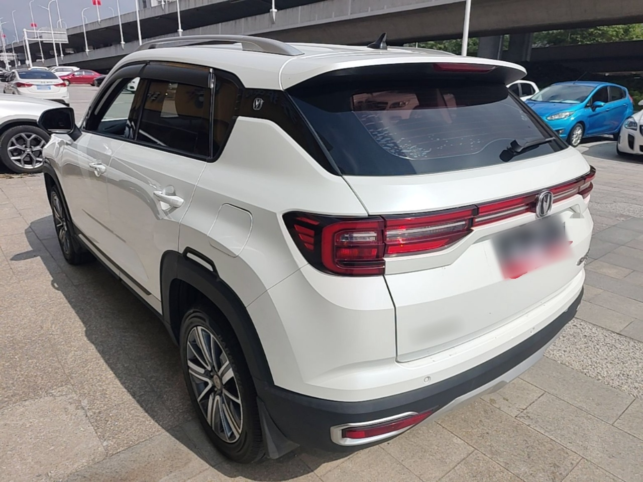 CS35PLUS 2019 1.6L MT photo 4