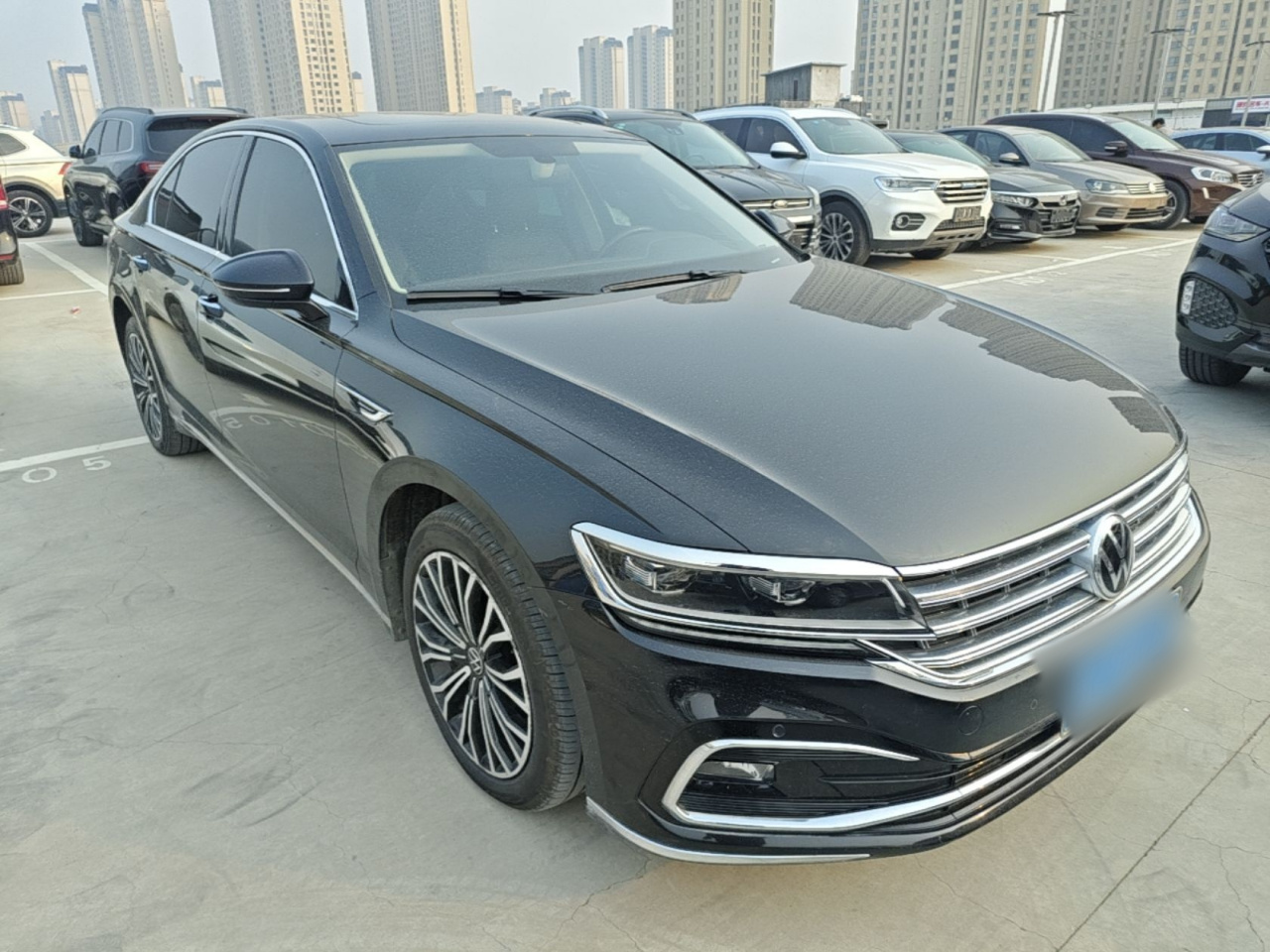2021 380TSI Luxury photo 3