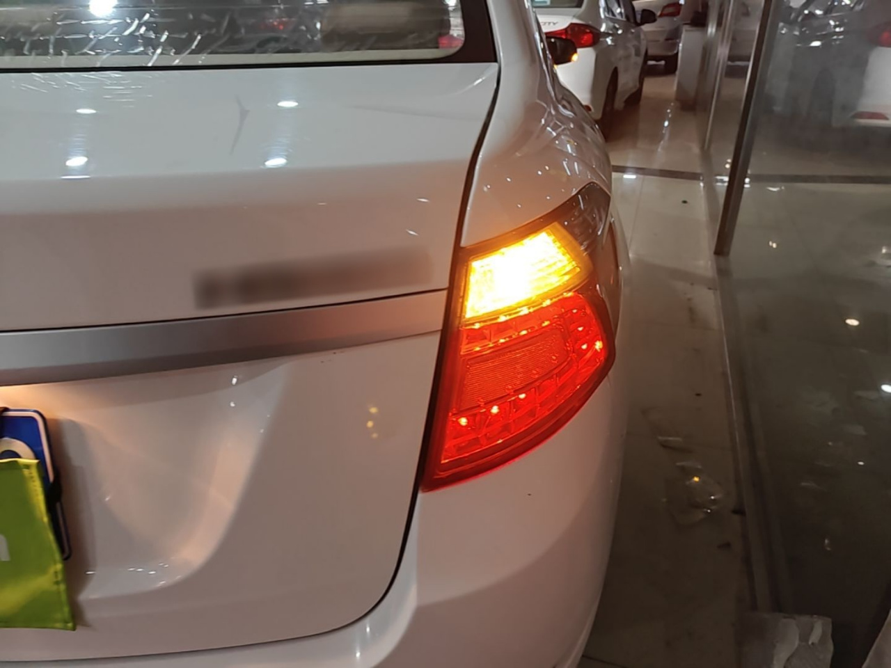 Zhonghua H330 2013 1.5L AT Comfort photo 2