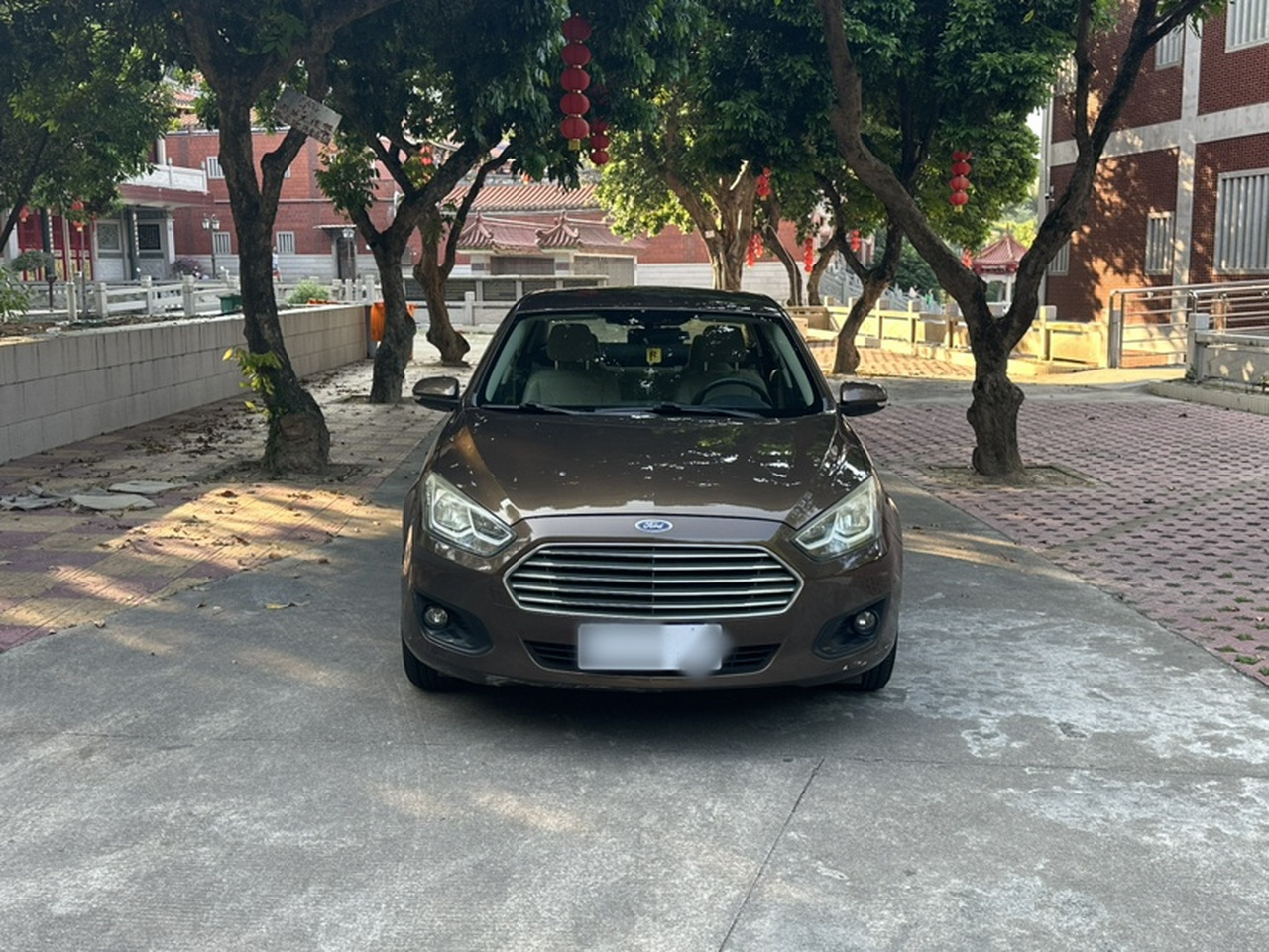 Escort 2015 1.5L AT Comfort photo 4