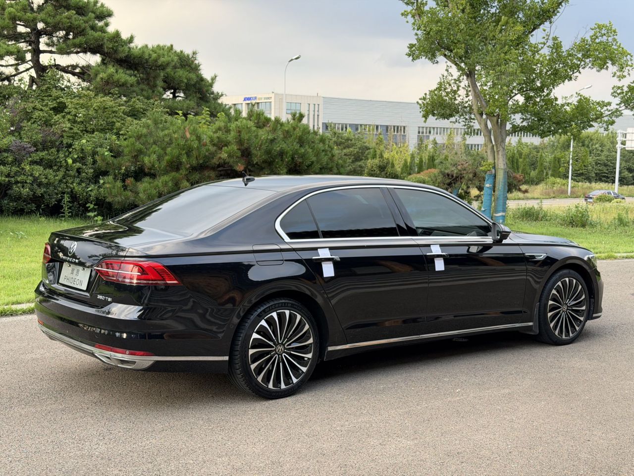 2021 380TSI Premium photo 4