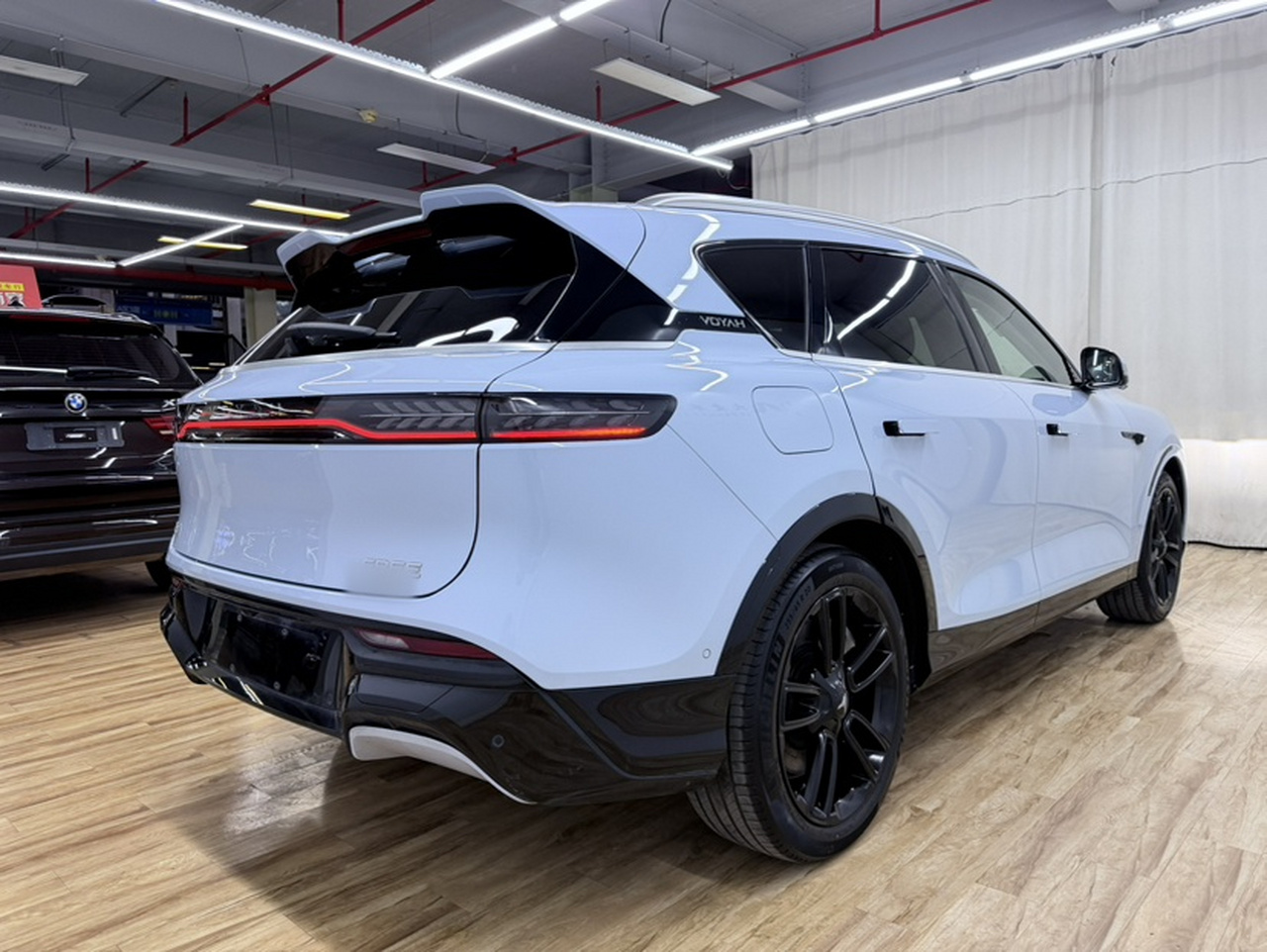 Voyah FREE 2024 Extended Range ADAS photo 2
