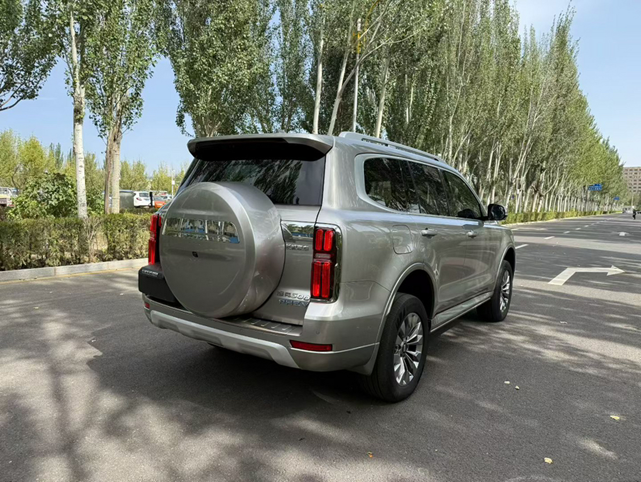500 EV 2023 Hi4-T photo 2