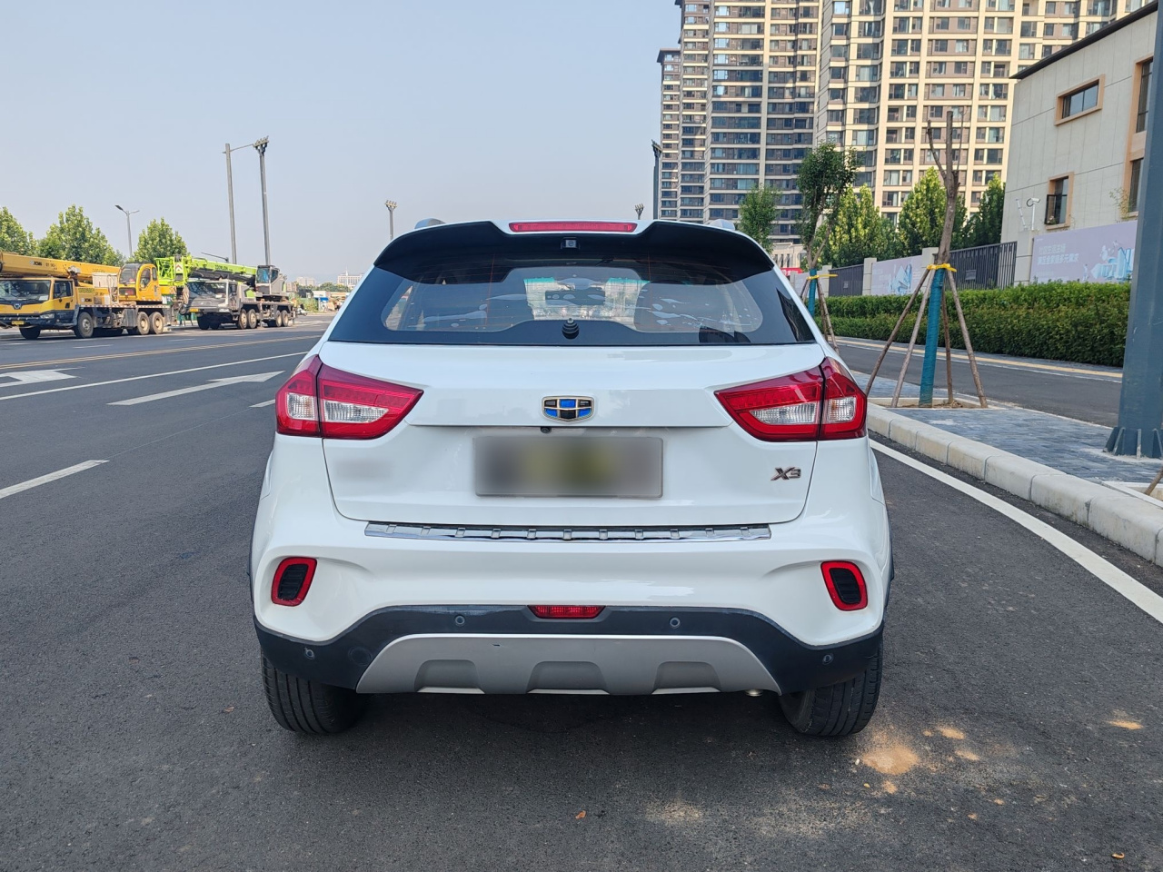Vision X3 2017 1.5L AT Premium photo 3