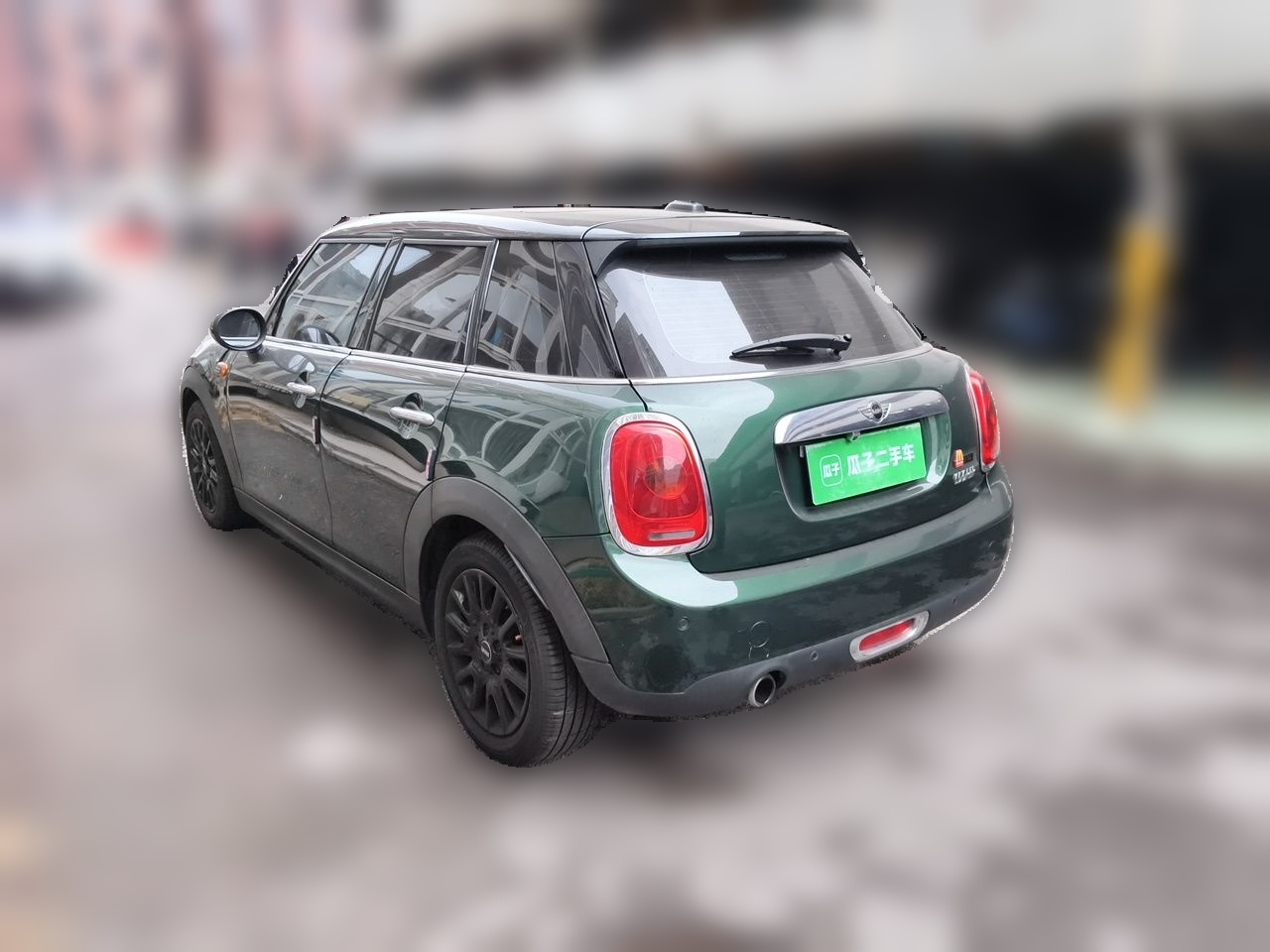 2015 1.5T COOPER Fun 5-Door photo 4