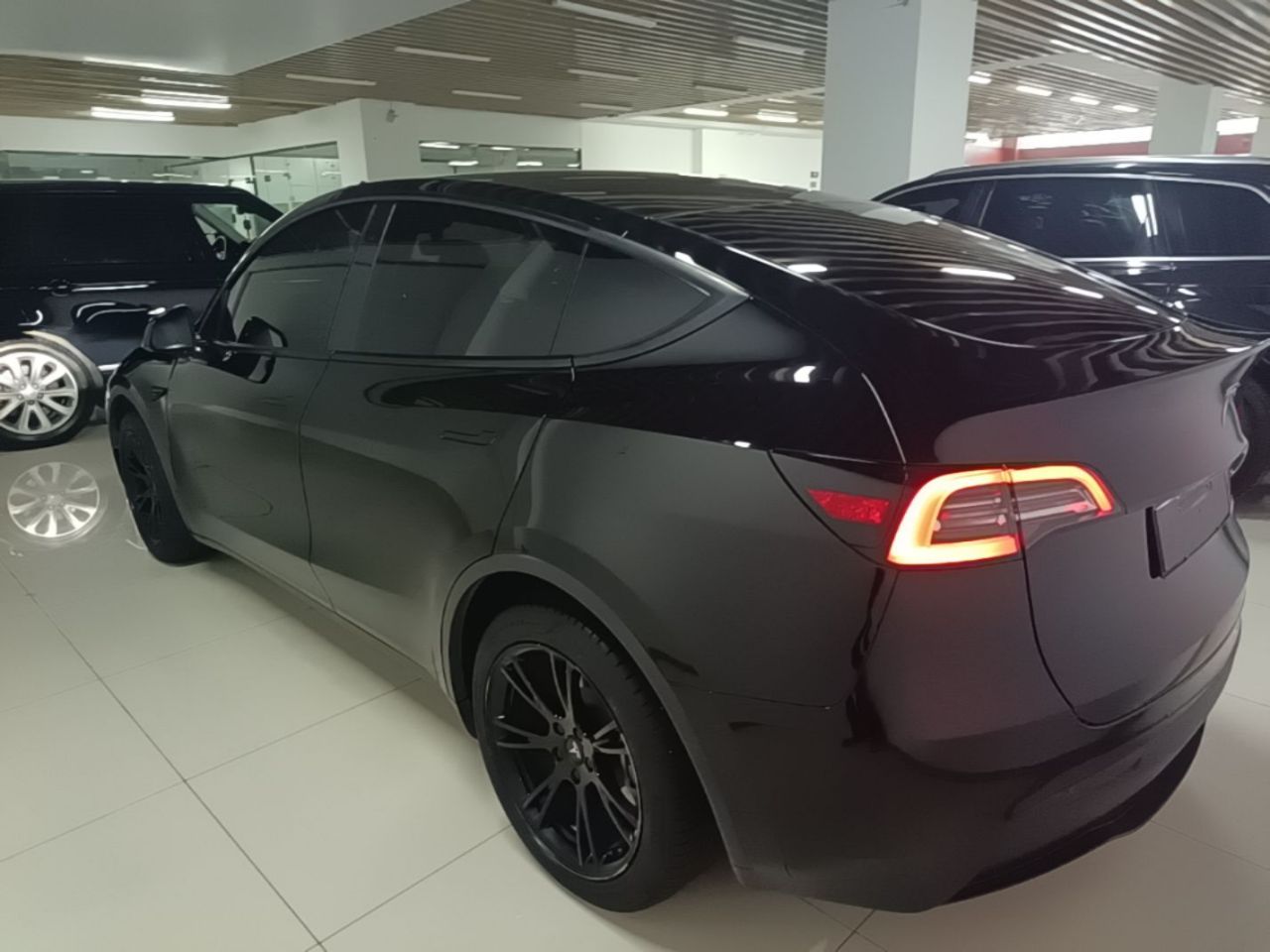 Model Y 2022 Facelift RWD photo 4