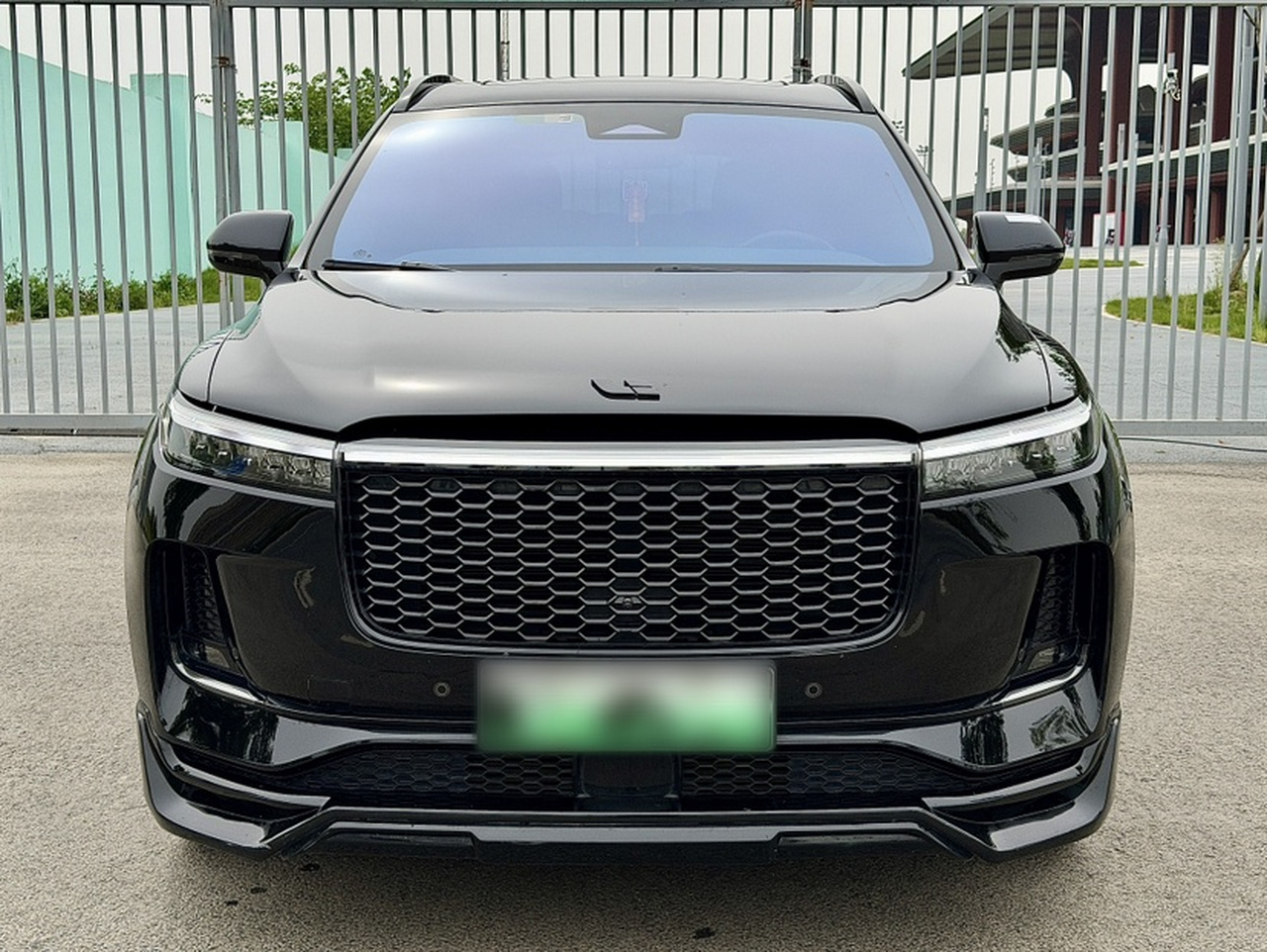 Li Auto ONE 2021 EREV 6-Seater photo 3