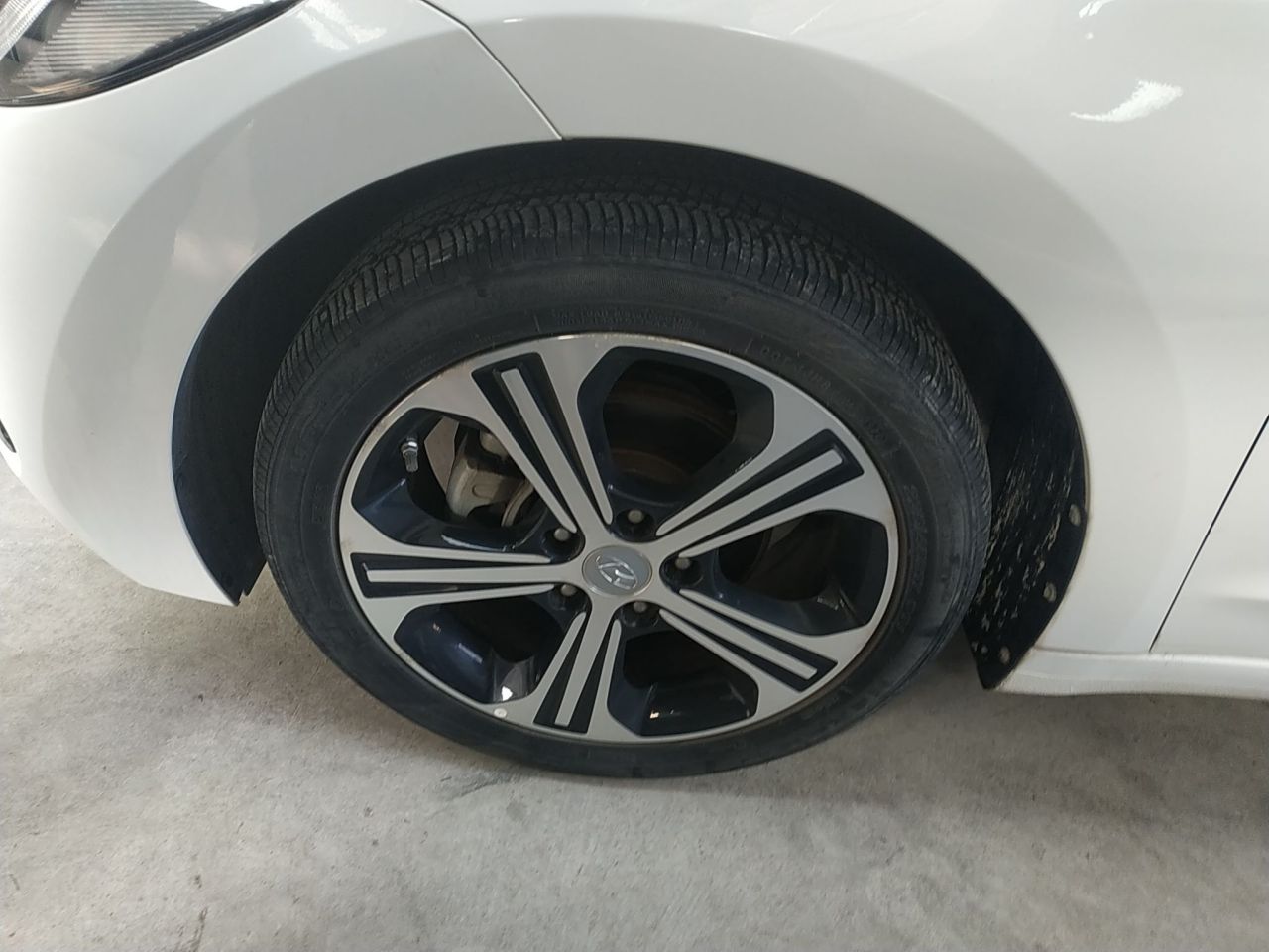 Elantra 2018 1.4T DCT photo 2