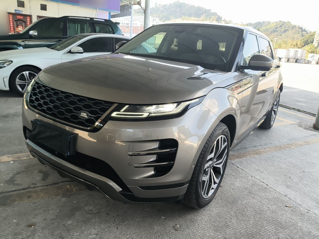 Range Rover Evoque 2021 Evoque L 249PS R-Dynamic First edition Launch Edition
